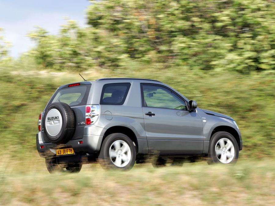  Suzuki Grand Vitara 3-Door 2005 года  (фото 4 из 13)